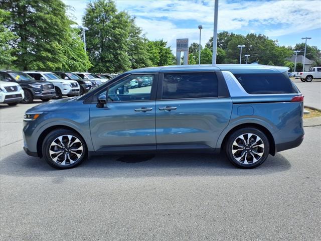 used 2024 Kia Carnival car, priced at $37,500