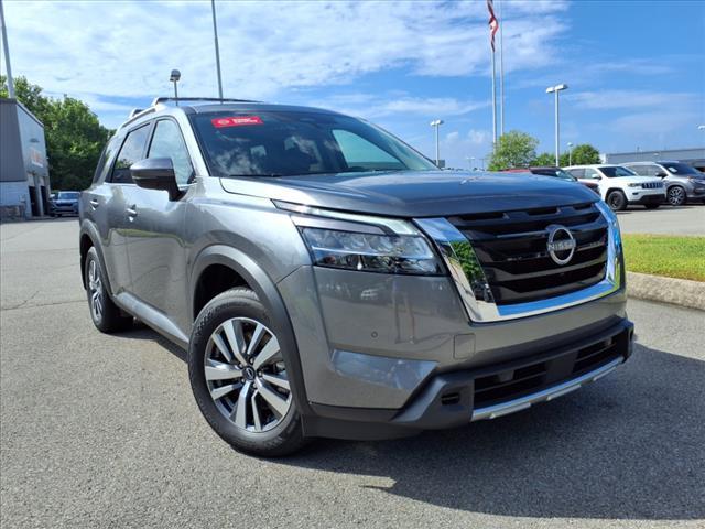 used 2024 Nissan Pathfinder car, priced at $39,300