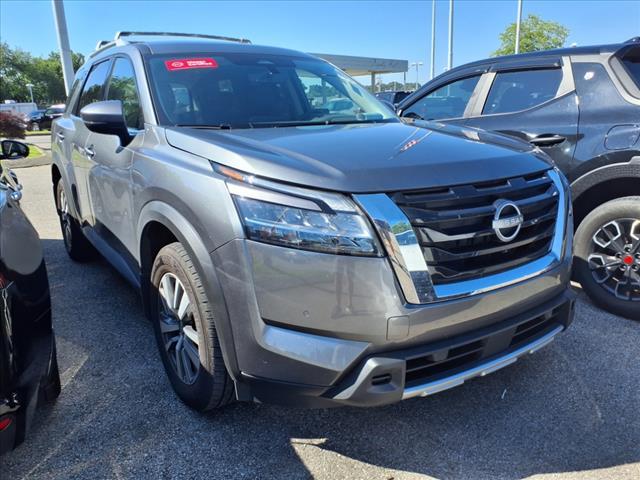 used 2024 Nissan Pathfinder car, priced at $40,490