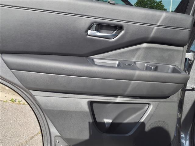 used 2024 Nissan Pathfinder car