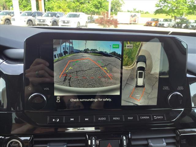 used 2024 Nissan Pathfinder car