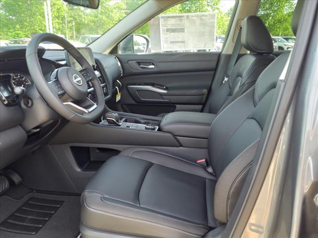 used 2024 Nissan Pathfinder car