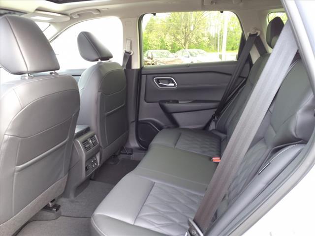 new 2025 Nissan Rogue car, priced at $39,437