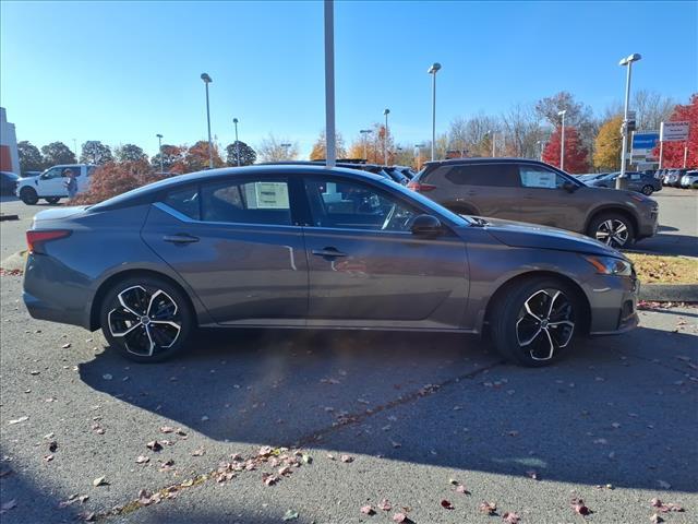 new 2025 Nissan Altima car, priced at $30,530