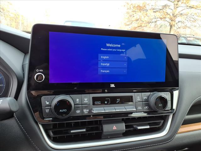 used 2025 Toyota Grand Highlander car, priced at $52,495