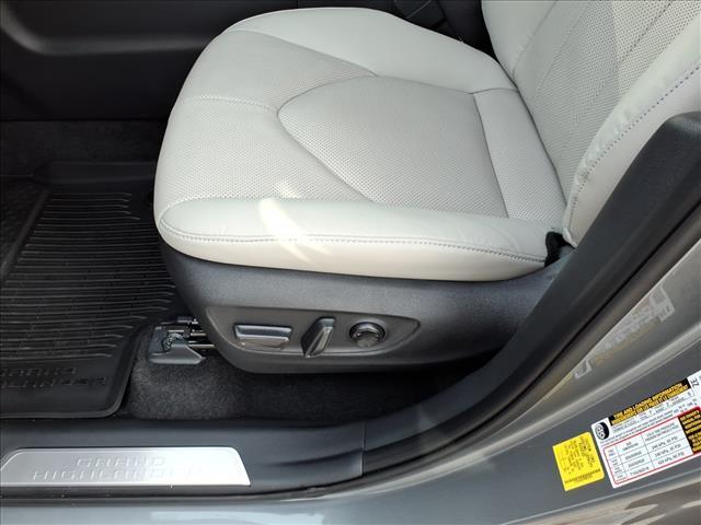 used 2025 Toyota Grand Highlander car, priced at $52,495