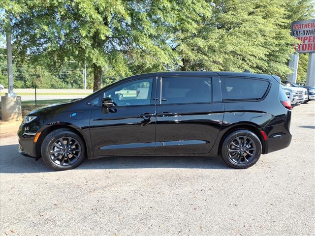 used 2024 Chrysler Pacifica Hybrid car, priced at $38,950
