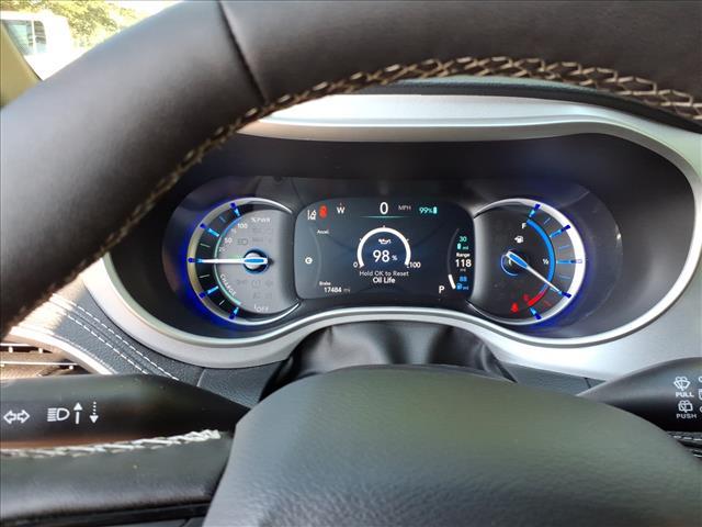 used 2024 Chrysler Pacifica Hybrid car, priced at $38,950