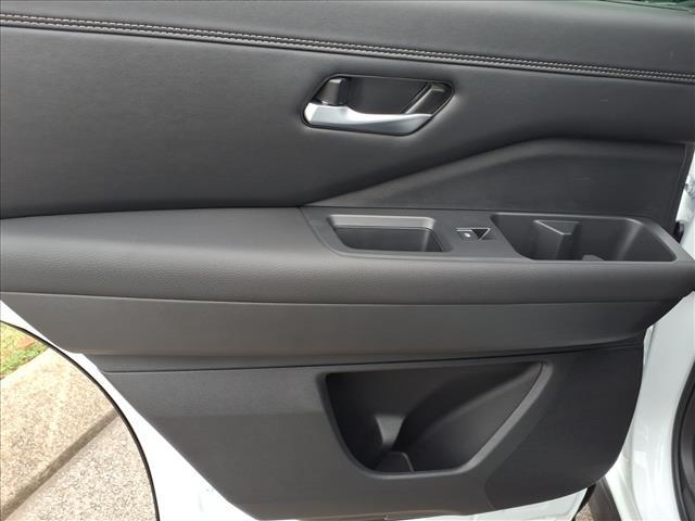 new 2025 Nissan Pathfinder car, priced at $43,860