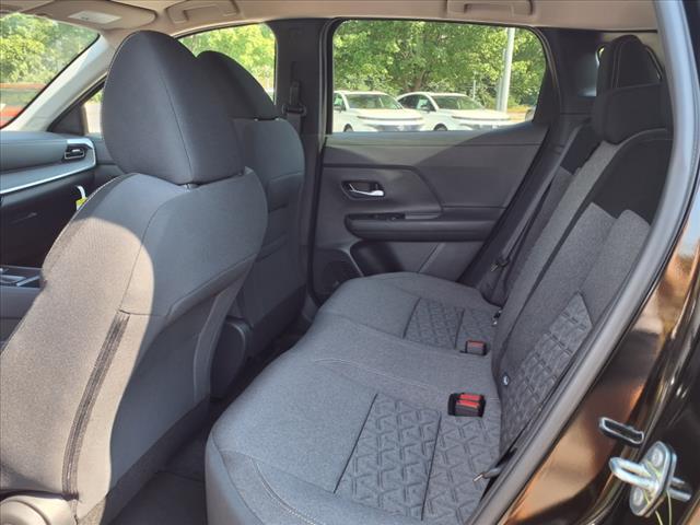 new 2025 Nissan Kicks car, priced at $23,762