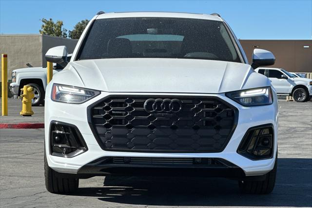 new 2025 Audi Q5 car, priced at $69,615