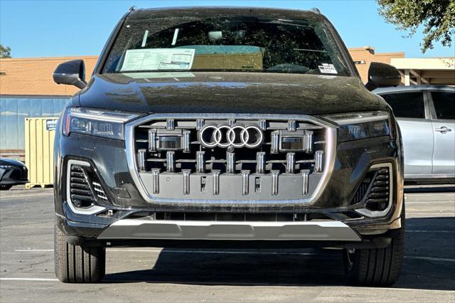 new 2025 Audi Q7 car, priced at $69,670