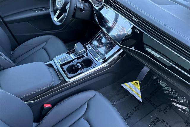 new 2025 Audi Q7 car, priced at $69,520