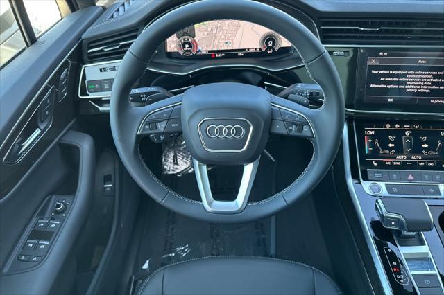 new 2025 Audi Q7 car, priced at $69,520