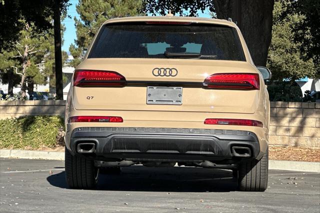 new 2025 Audi Q7 car, priced at $76,860