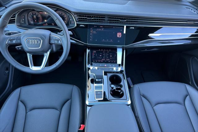 new 2025 Audi Q7 car, priced at $76,860