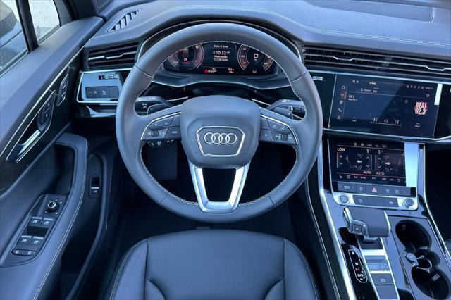 new 2025 Audi Q7 car, priced at $76,860