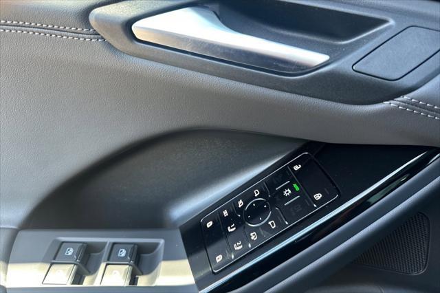 new 2025 Audi Q6 e-tron car, priced at $70,660