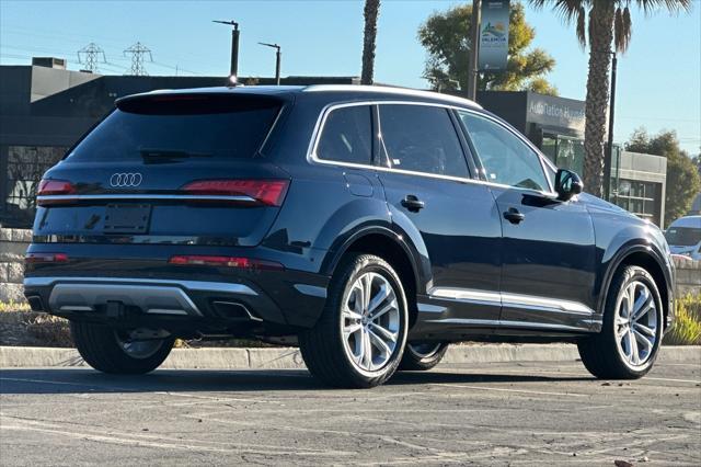 new 2025 Audi Q7 car, priced at $71,420