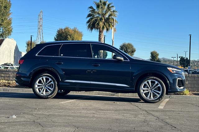 new 2025 Audi Q7 car, priced at $71,420