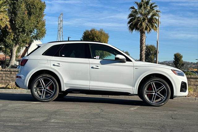 new 2025 Audi Q5 car, priced at $70,110