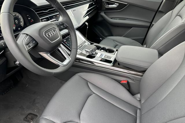 new 2025 Audi Q7 car, priced at $76,710