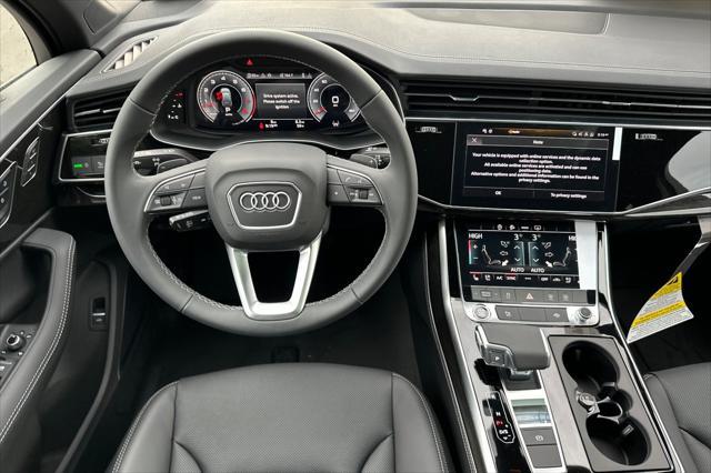 new 2025 Audi Q7 car, priced at $76,710