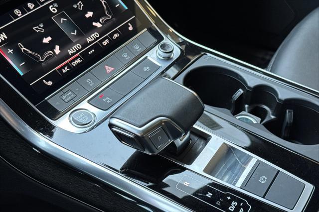 used 2025 Audi Q7 car, priced at $62,987