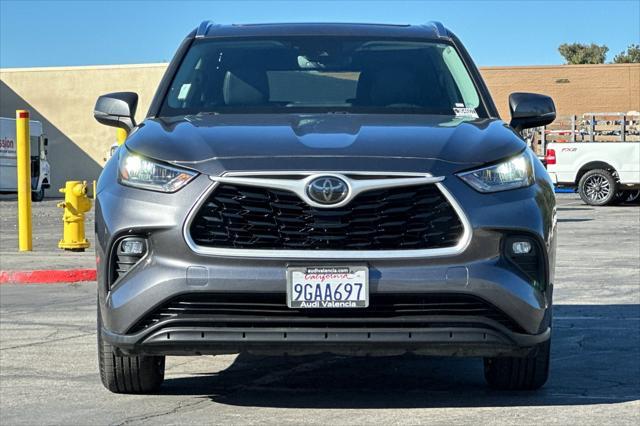 used 2020 Toyota Highlander car, priced at $25,839