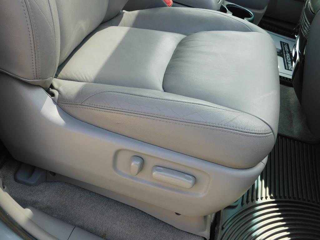 used 2008 Toyota Sienna car, priced at $9,587