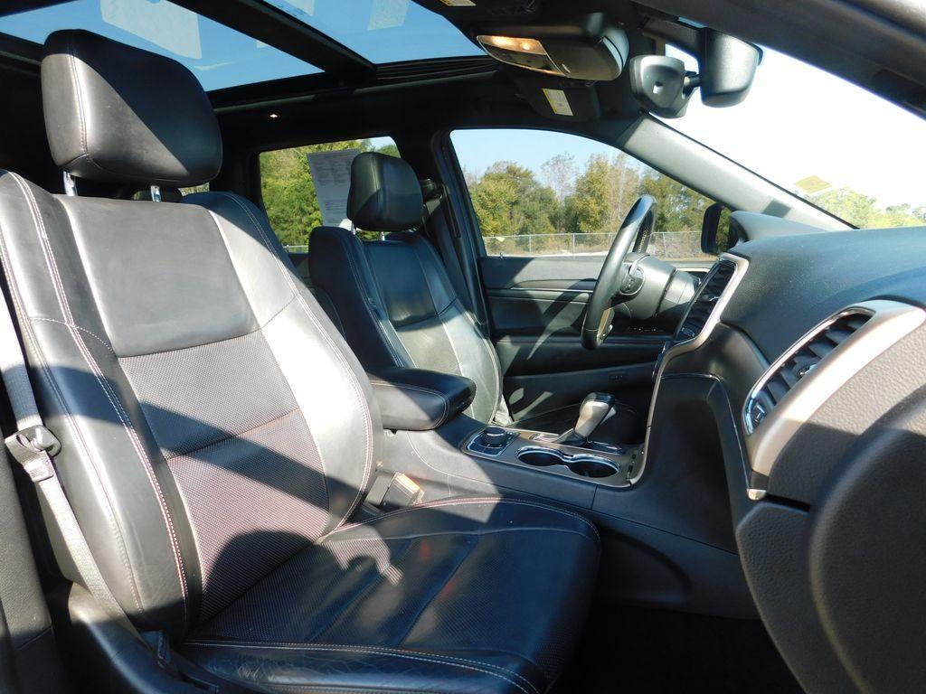 used 2017 Jeep Grand Cherokee car, priced at $16,965