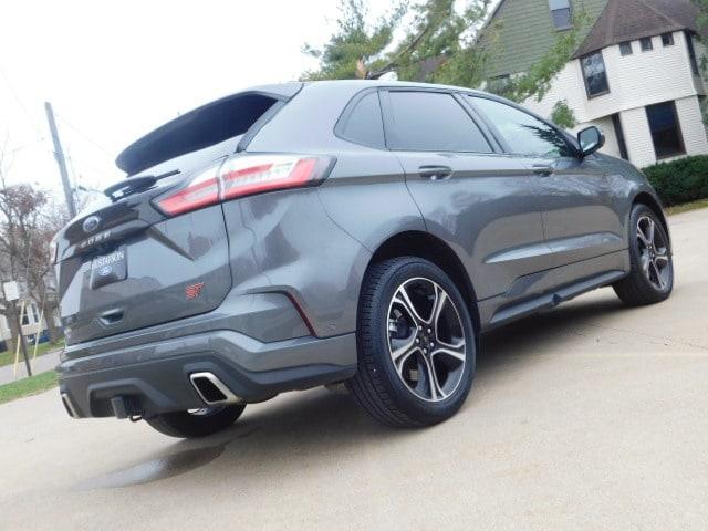 used 2022 Ford Edge car, priced at $30,937