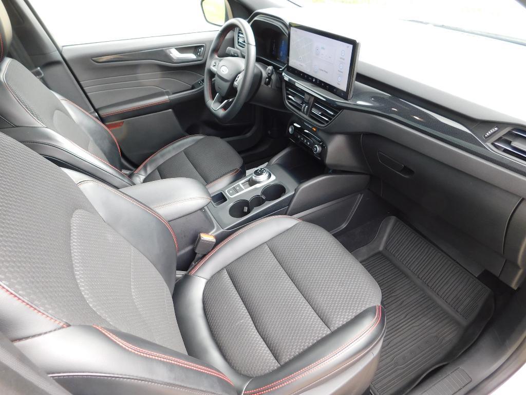 used 2023 Ford Escape car, priced at $25,991