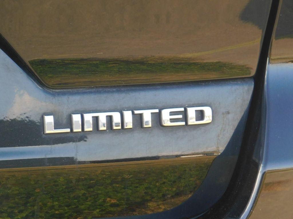 used 2022 Jeep Grand Cherokee car, priced at $29,888