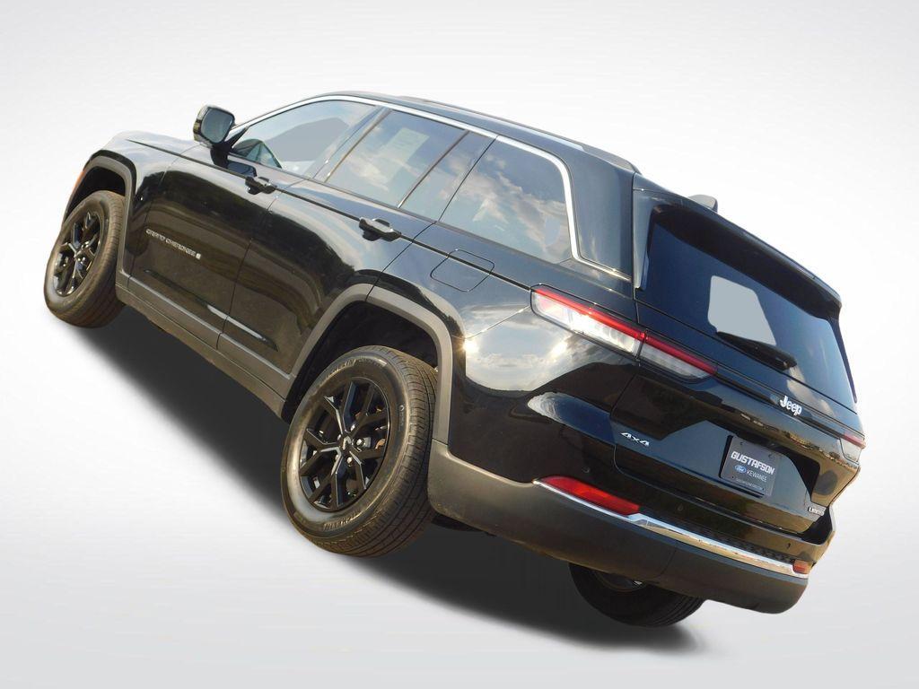 used 2022 Jeep Grand Cherokee car, priced at $29,888