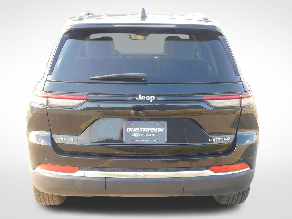 used 2022 Jeep Grand Cherokee car, priced at $29,888