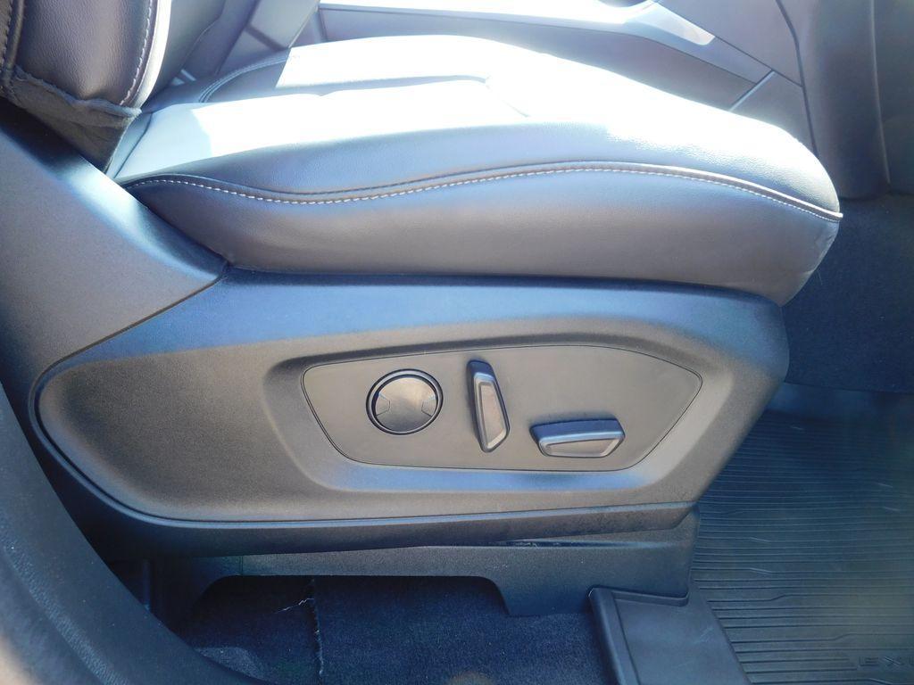 used 2023 Ford Explorer car, priced at $39,986
