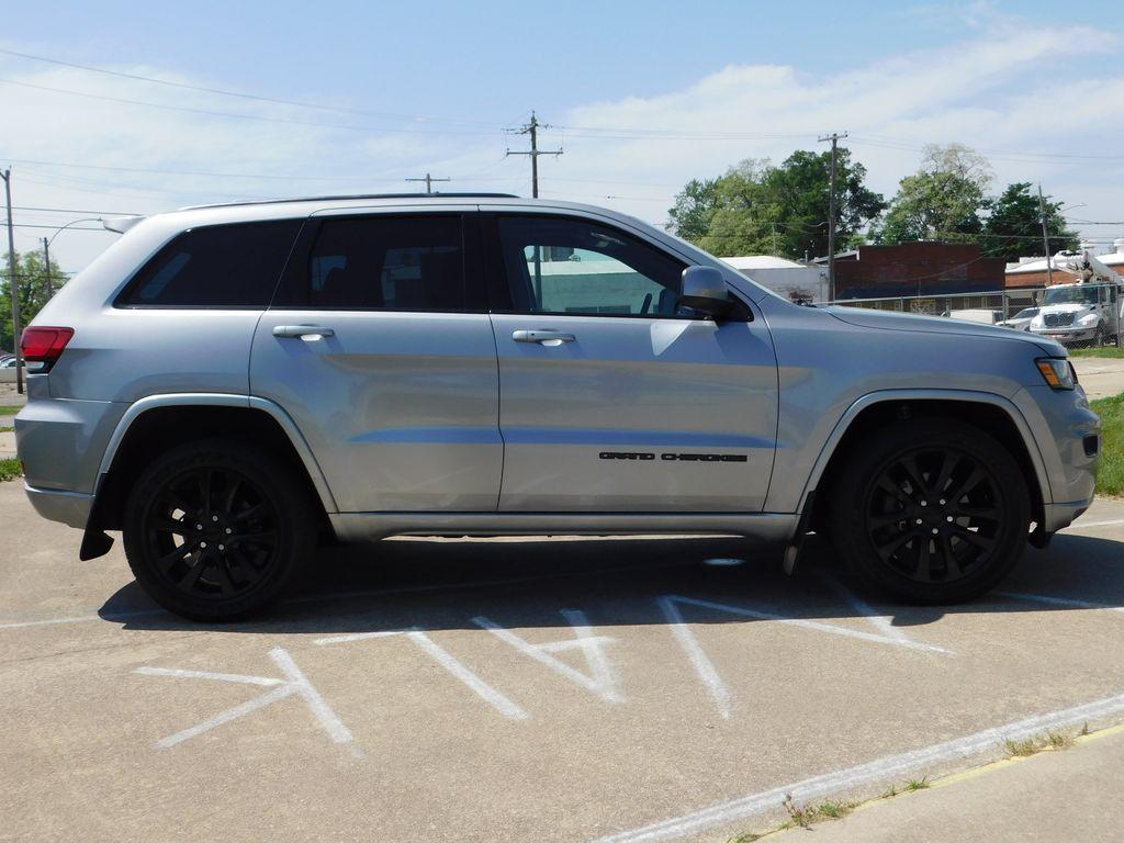used 2019 Jeep Grand Cherokee car, priced at $13,799