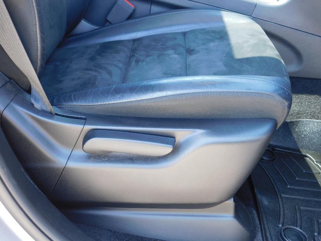 used 2019 Jeep Grand Cherokee car, priced at $15,911