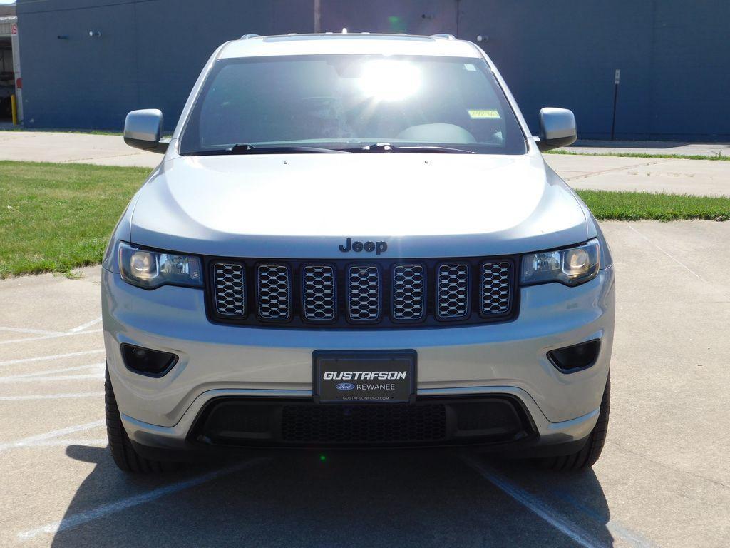 used 2019 Jeep Grand Cherokee car, priced at $13,799