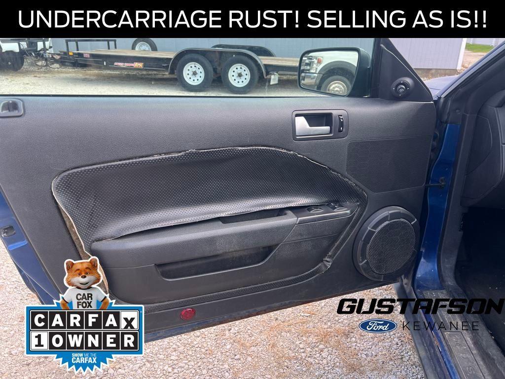 used 2006 Ford Mustang car, priced at $1,750