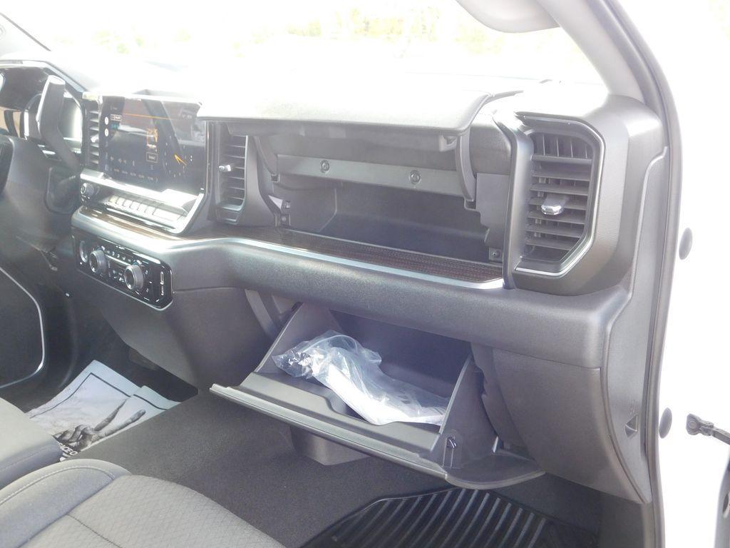 used 2022 Chevrolet Silverado 1500 car, priced at $31,209