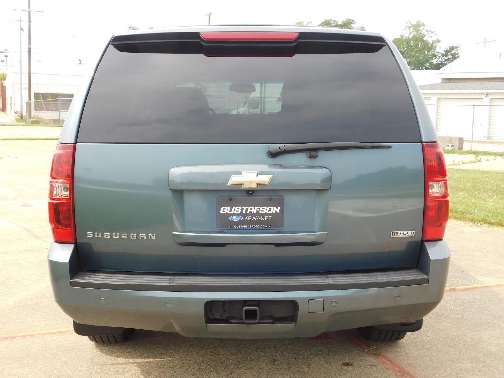 used 2009 Chevrolet Suburban car, priced at $4,910