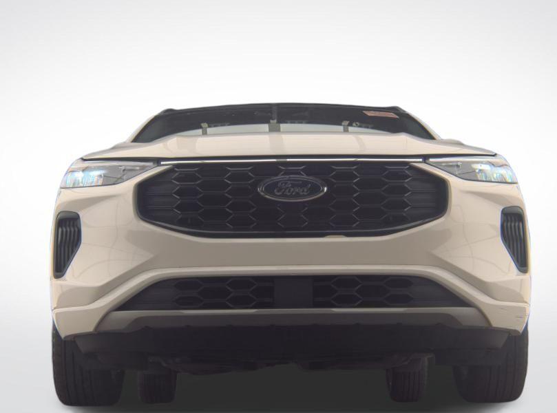 used 2023 Ford Escape car, priced at $29,923