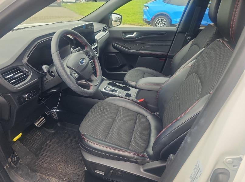 used 2023 Ford Escape car, priced at $29,923