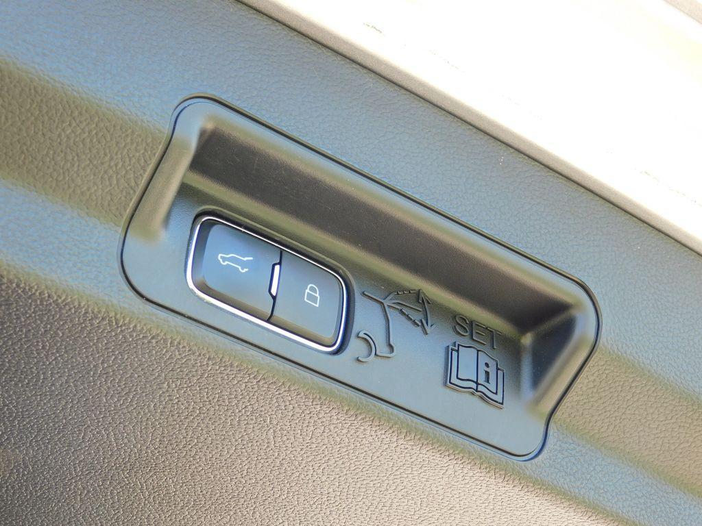 used 2021 Ford Explorer car, priced at $25,076