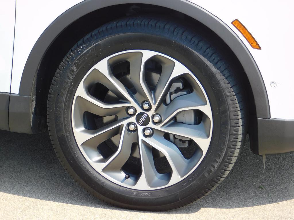 used 2021 Lincoln Nautilus car, priced at $33,133