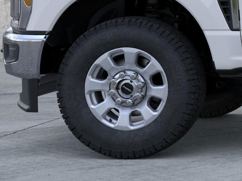 new 2025 Ford F-350 car, priced at $65,295