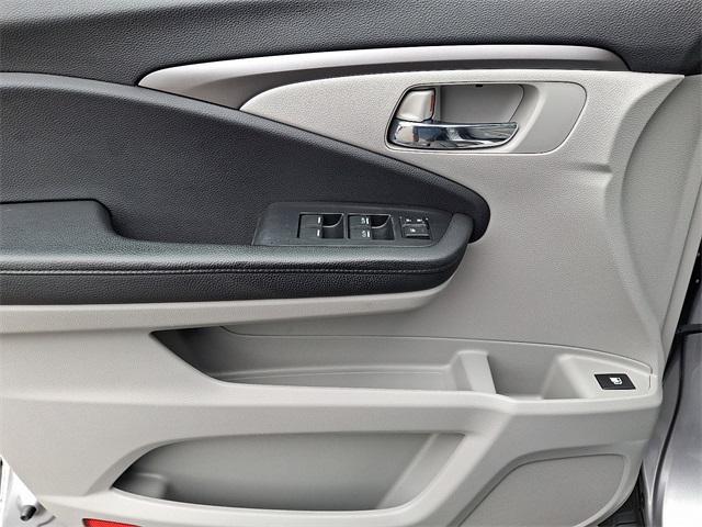 used 2021 Honda Pilot car, priced at $23,479