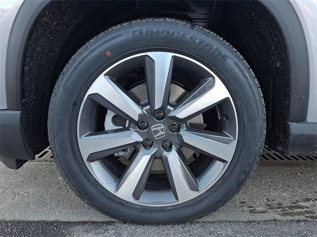 new 2025 Honda Pilot car, priced at $54,575